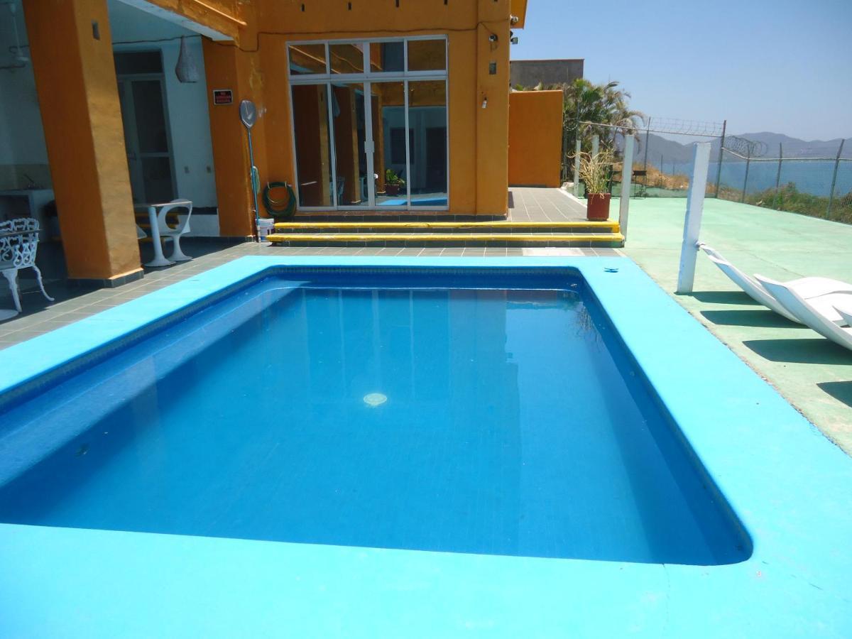 מנסניו Casa Mexicana La Reyna מראה חיצוני תמונה