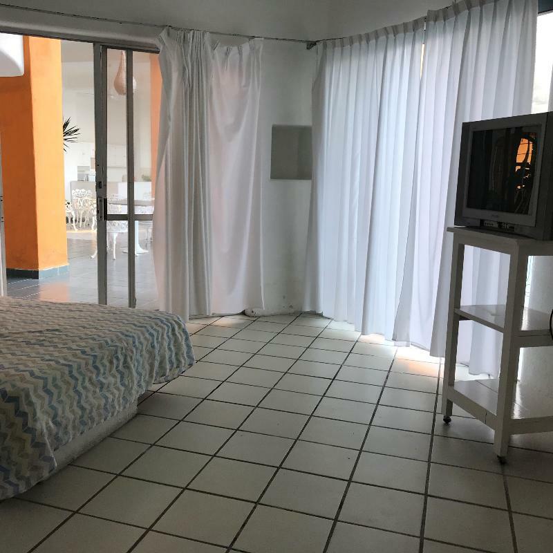 מנסניו Casa Mexicana La Reyna מראה חיצוני תמונה